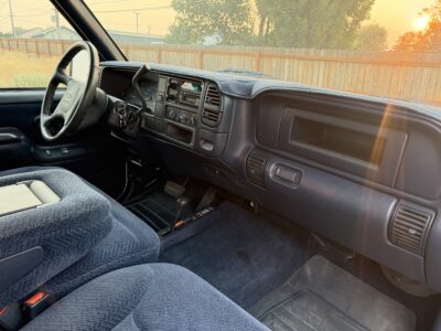 60K-Mile 1998 Chevrolet K3500 Silverado 4X4 Photo Gallery — Photo 58
