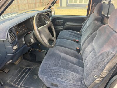 60K-Mile 1998 Chevrolet K3500 Silverado 4X4 Photo Gallery — Photo 40