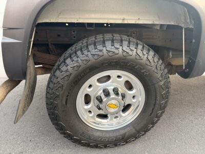 60K-Mile 1998 Chevrolet K3500 Silverado 4X4 Photo Gallery — Photo 21