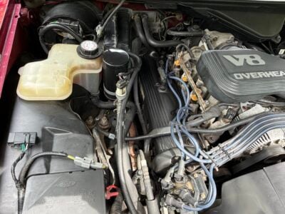 39K-Mile 1993 Lincoln Town Car Signature Series Photo Gallery — Photo 88