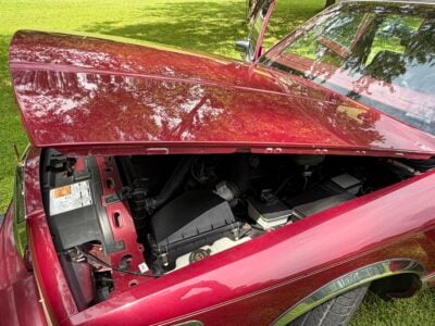39K-Mile 1993 Lincoln Town Car Signature Series Photo Gallery — Photo 35