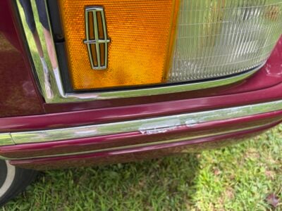 39K-Mile 1993 Lincoln Town Car Signature Series Photo Gallery — Photo 43