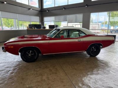 6-Mile 1974 Plymouth ‘Cuda 360 “Graveyard Carz” Collection – Unsold NOS Example Photo Gallery — Photo 24