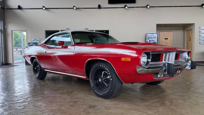 6-Mile 1974 Plymouth ‘Cuda 360 “Graveyard Carz” Collection – Unsold NOS Example
