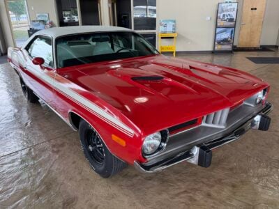6-Mile 1974 Plymouth ‘Cuda 360 “Graveyard Carz” Collection – Unsold NOS Example Photo Gallery — Photo 33