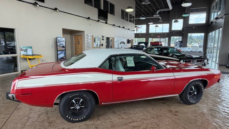 6-Mile 1974 Plymouth ‘Cuda 360 “Graveyard Carz” Collection – Unsold NOS Example