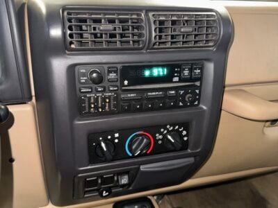 25K-Mile 2000 Jeep Wrangler Sahara Custom 4 Door Conversion Photo Gallery — Photo 62