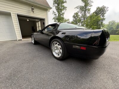 5K-Mile 1993 Chevrolet Corvette ZR1 Photo Gallery — Photo 3