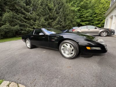 5K-Mile 1993 Chevrolet Corvette ZR1 Photo Gallery — Photo 10