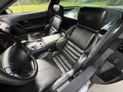 5K-Mile 1993 Chevrolet Corvette ZR1 Photo Gallery — Photo 34