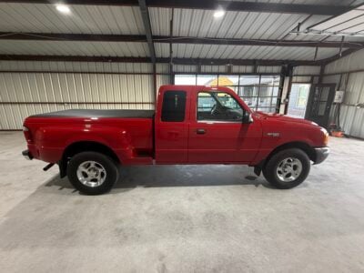 40K-Mile 2001 Ford Ranger XLT SuperCab Flareside 4X4 Photo Gallery — Photo 5