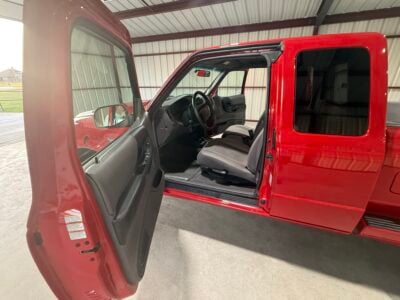 40K-Mile 2001 Ford Ranger XLT SuperCab Flareside 4X4 Photo Gallery — Photo 42