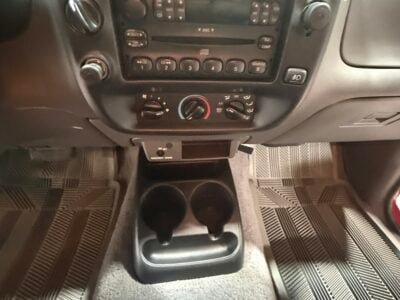 40K-Mile 2001 Ford Ranger XLT SuperCab Flareside 4X4 Photo Gallery — Photo 51