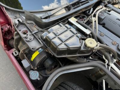8K-Mile 1993 Chevrolet Corvette Convertible 40th Anniversary Photo Gallery — Photo 81