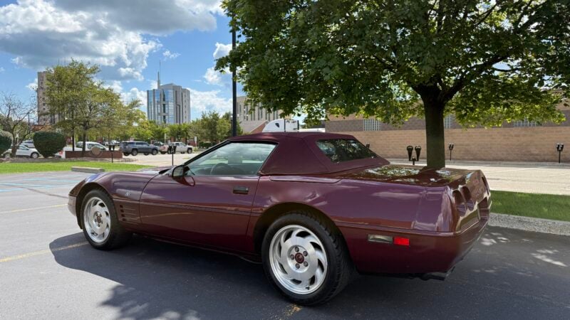 8K-Mile 1993 Chevrolet Corvette Convertible 40th Anniversary