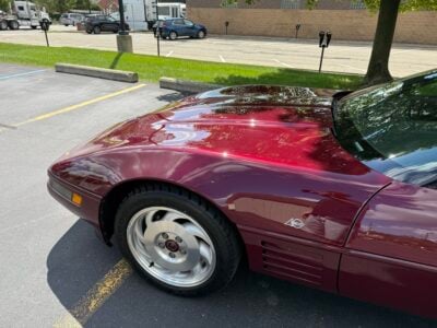 8K-Mile 1993 Chevrolet Corvette Convertible 40th Anniversary Photo Gallery — Photo 13
