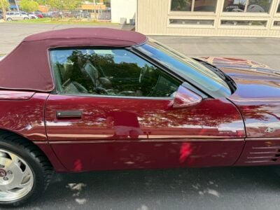 8K-Mile 1993 Chevrolet Corvette Convertible 40th Anniversary Photo Gallery — Photo 21