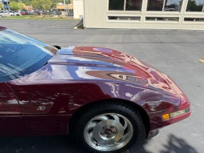 8K-Mile 1993 Chevrolet Corvette Convertible 40th Anniversary Photo Gallery — Photo 22