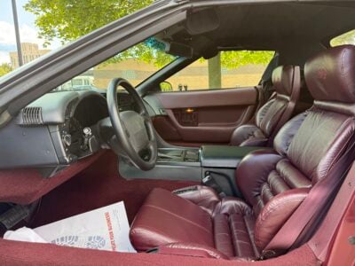 8K-Mile 1993 Chevrolet Corvette Convertible 40th Anniversary Photo Gallery — Photo 38