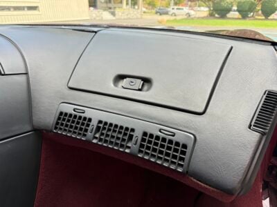 8K-Mile 1993 Chevrolet Corvette Convertible 40th Anniversary Photo Gallery — Photo 63