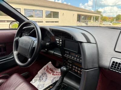 8K-Mile 1993 Chevrolet Corvette Convertible 40th Anniversary Photo Gallery — Photo 64
