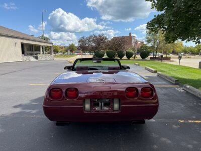 8K-Mile 1993 Chevrolet Corvette Convertible 40th Anniversary Photo Gallery — Photo 34