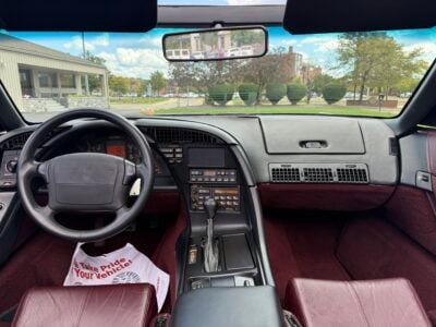8K-Mile 1993 Chevrolet Corvette Convertible 40th Anniversary Photo Gallery — Photo 67