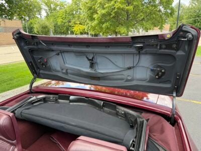 8K-Mile 1993 Chevrolet Corvette Convertible 40th Anniversary Photo Gallery — Photo 69