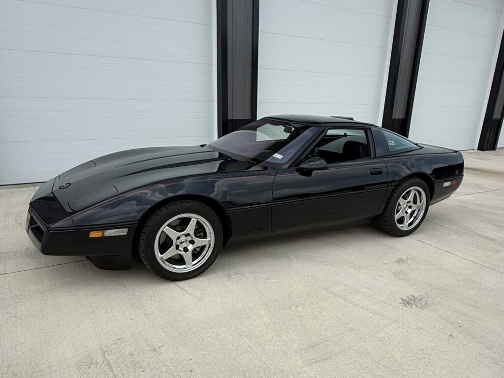 29K-Mile 1990 Chevrolet Corvette ZR-1 SuperNatural Callaway 475